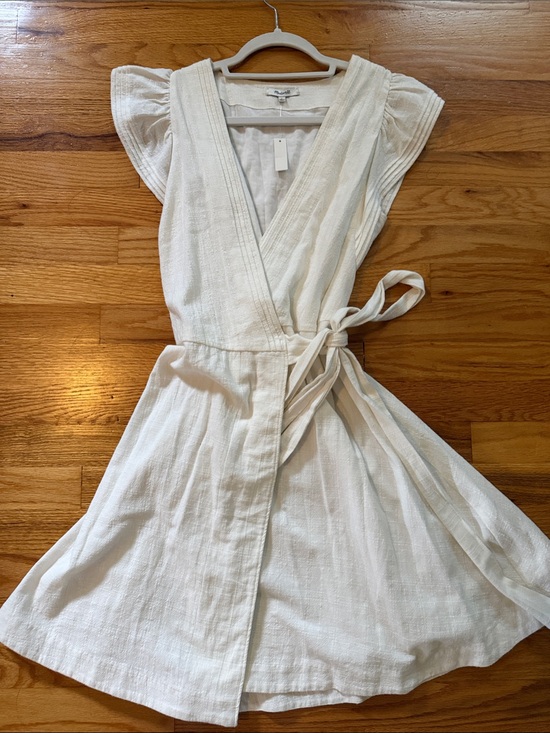 Madewell Dresses & Skirts - Madewell White Midi Dress with Flutter Sleeves